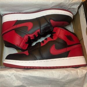 Brand new kids Jordan 1 Mid size 6Y
